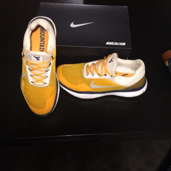 wvu nike tennis shoes